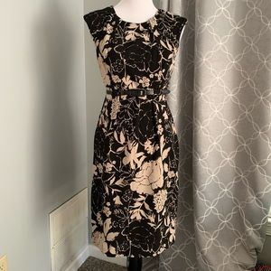 Connected Apparel Dress 👗